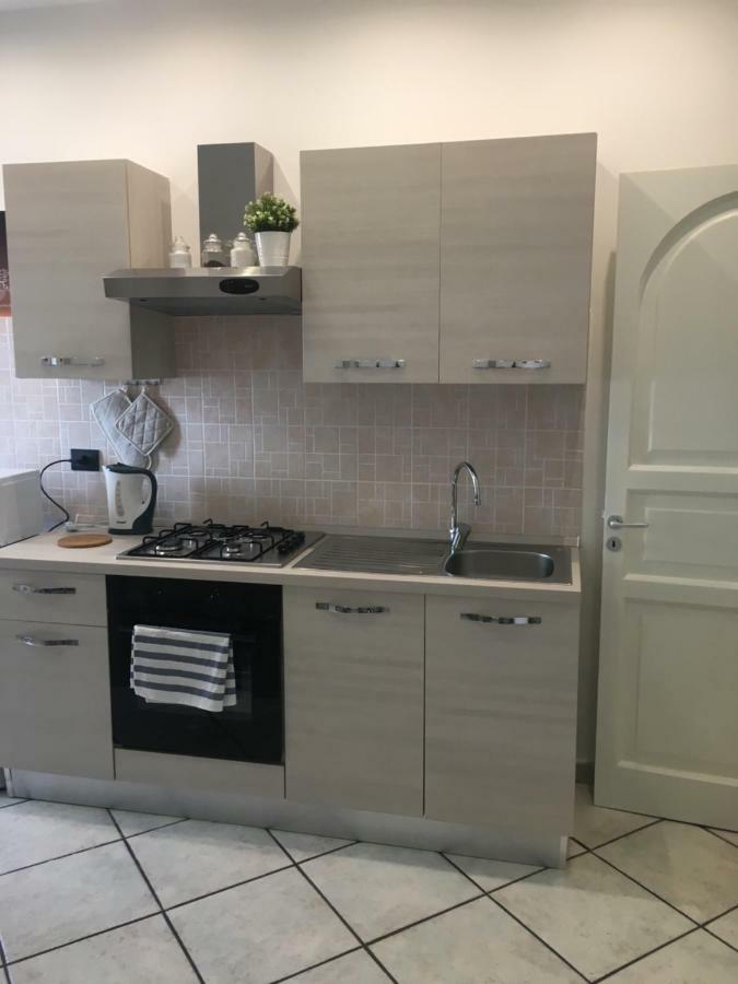 Luxurious Street Apartments Katanya Dış mekan fotoğraf